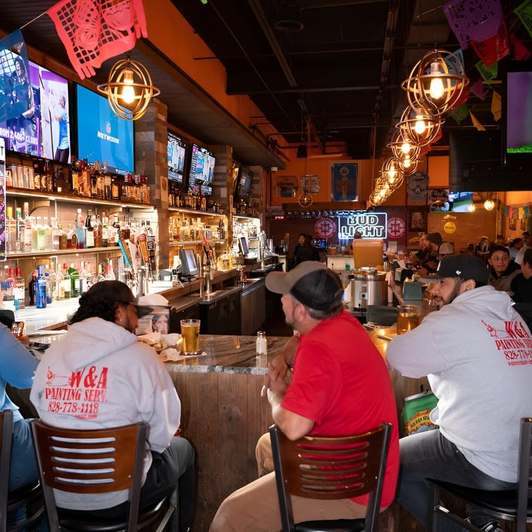 Celebrate Your Next Party at El Que Pasa