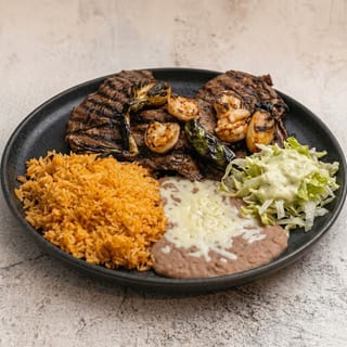 Carne Asada Con Camarones